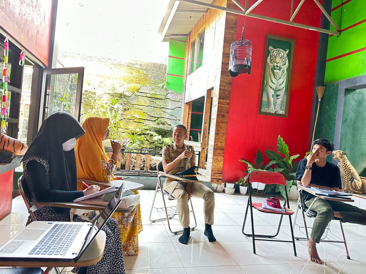 Kunjungan Praja IPDN Alumni Bimbel Jatinangor